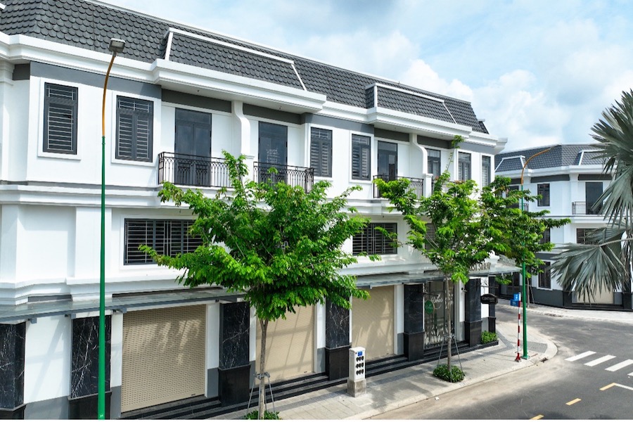 Một dãy nhà phố Richland Residence đã hoàn thiện